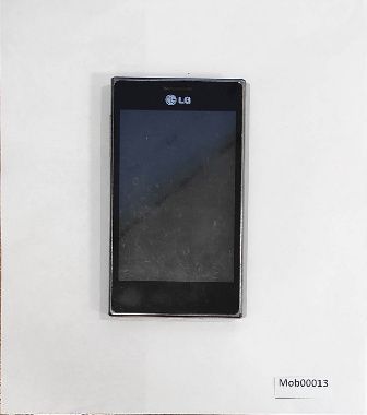 Сотовый телефон LG CE 0168 не включается, экран не разбит